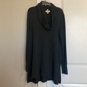 Women’s cow neck long sleeve shirt